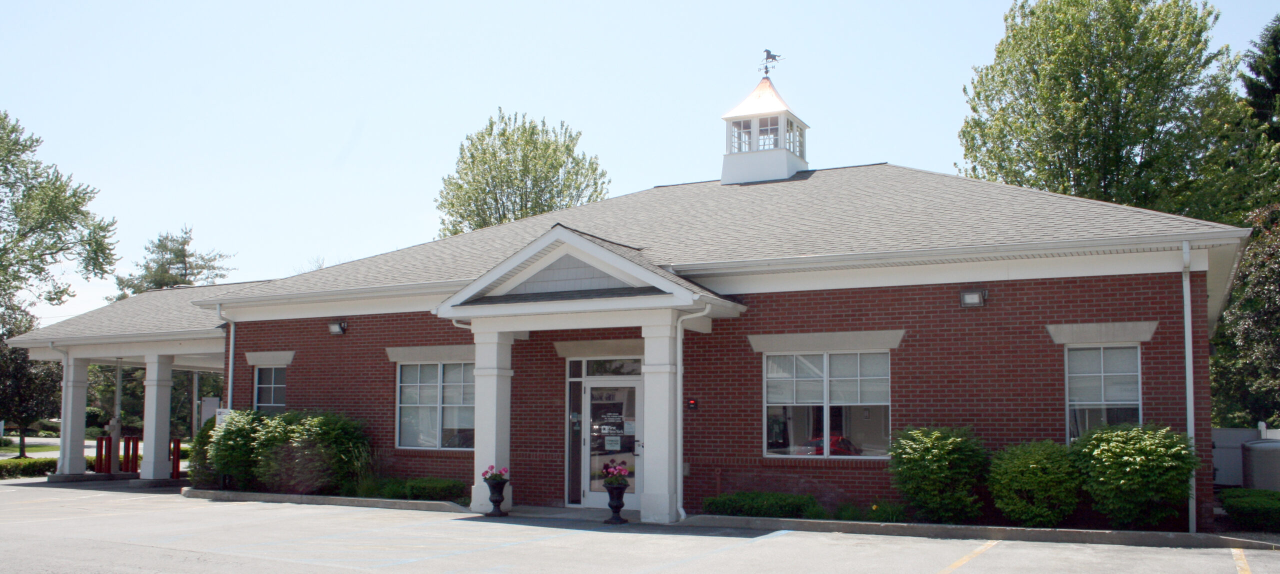 First New York Saratoga Branch on 424 Maple Ave